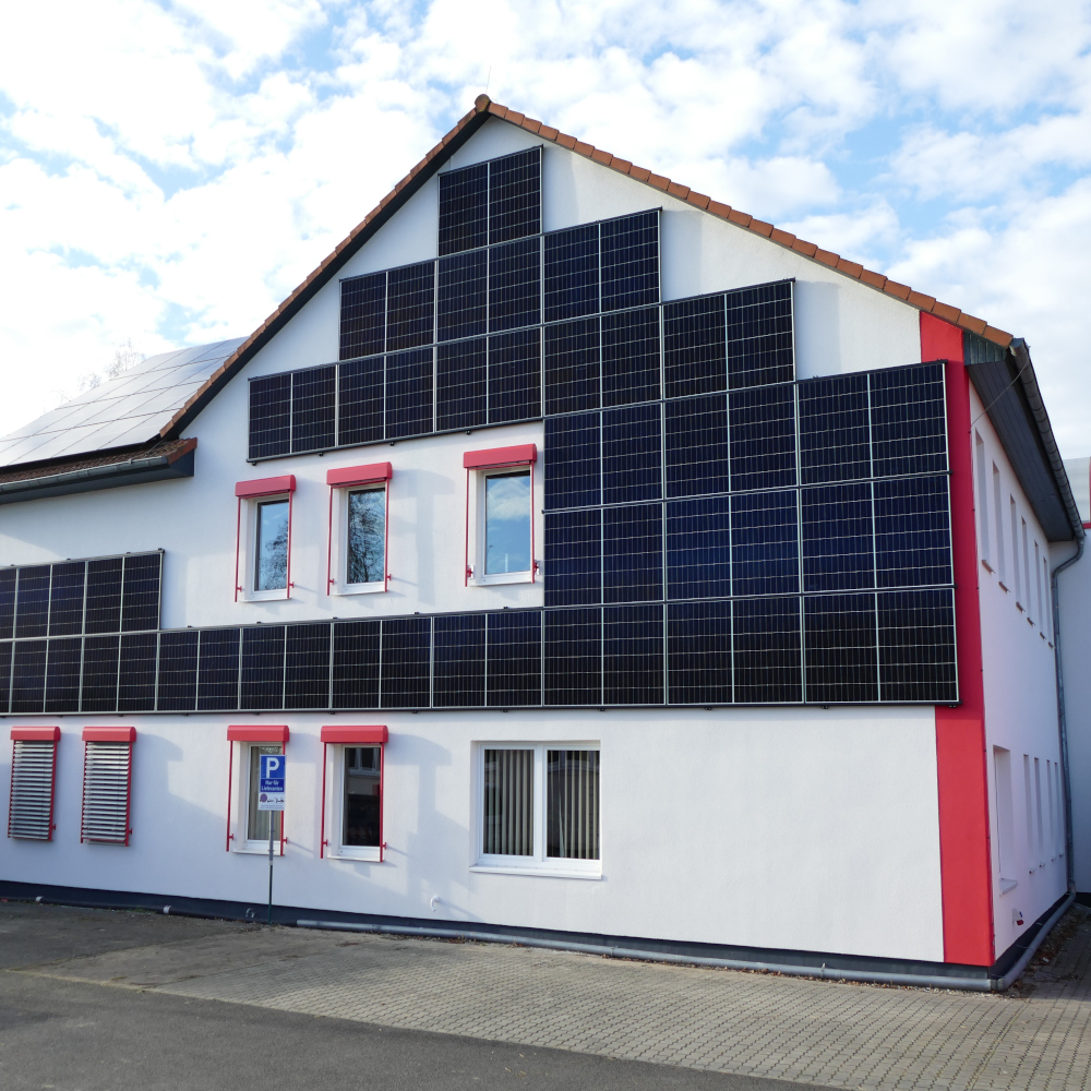 Photovoltaik-Anlagen für Gewerbekunden – Wirtschaftlich, nachhaltig und schlüsselfertig