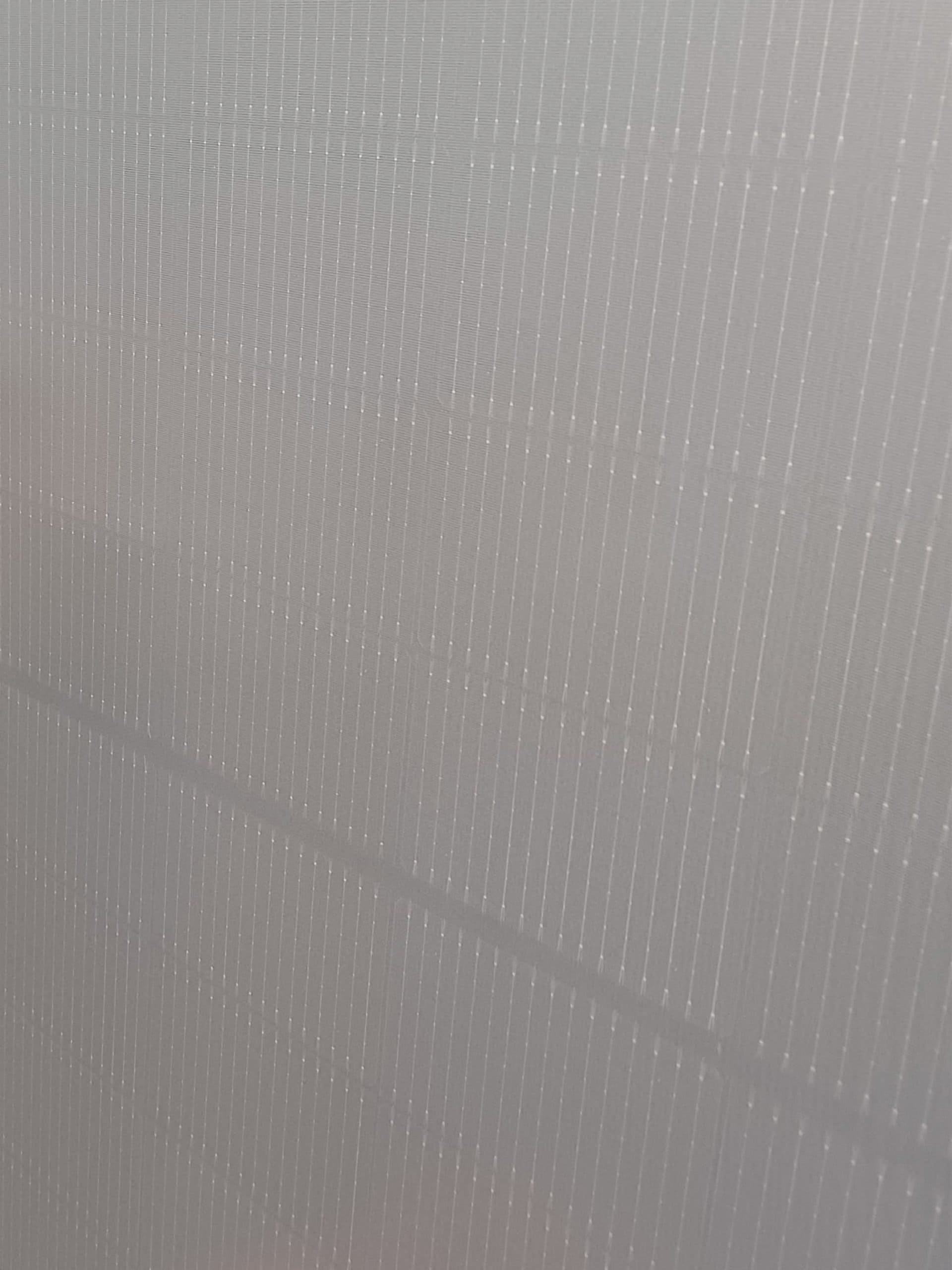 Silberne Photovoltaikmodule "Silk Nova" bei Spreewatt