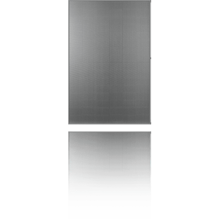 Silberne Photovoltaikmodule "Silk Nova" bei Spreewatt